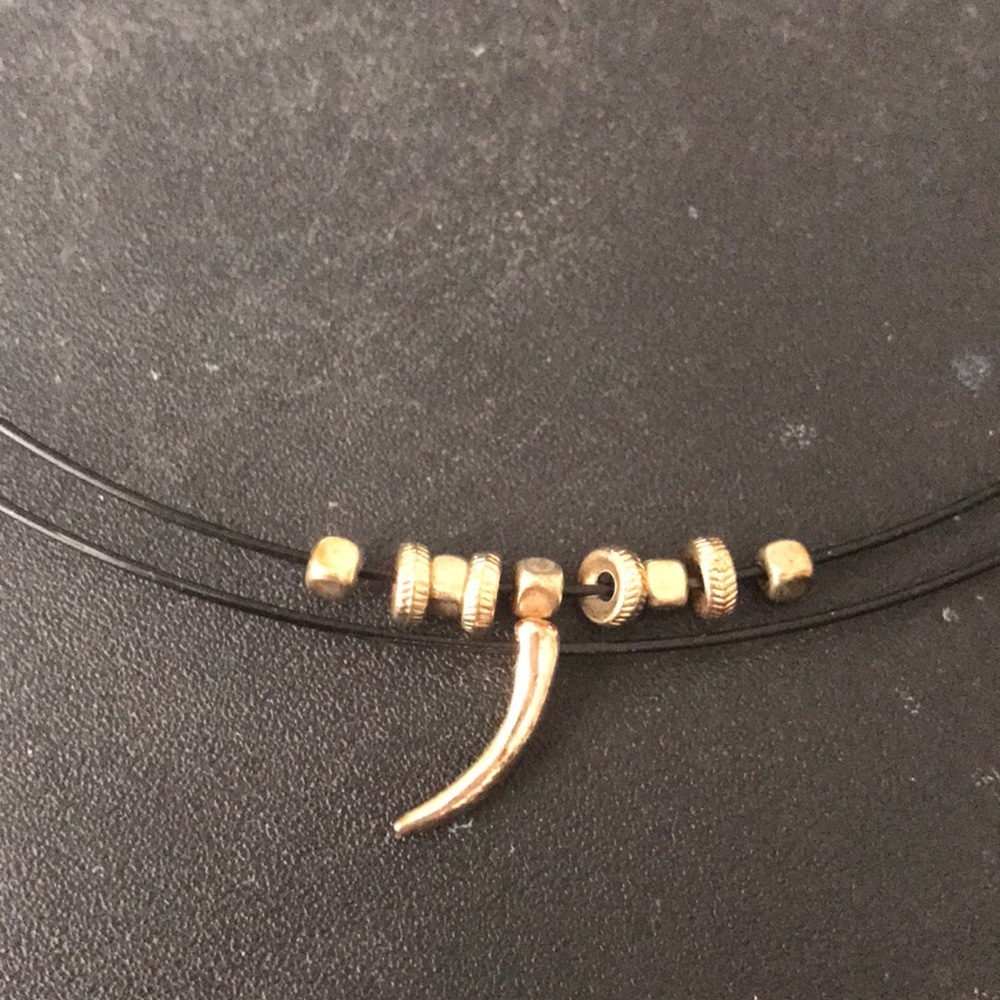 Chocker - Picture 2 of 2